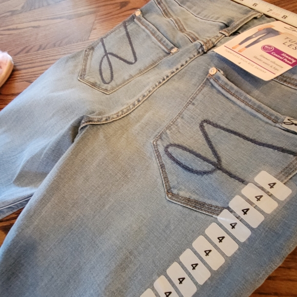 WomensSeven7 size 4 tummyless rupped skinny jeans - Picture 3 of 13